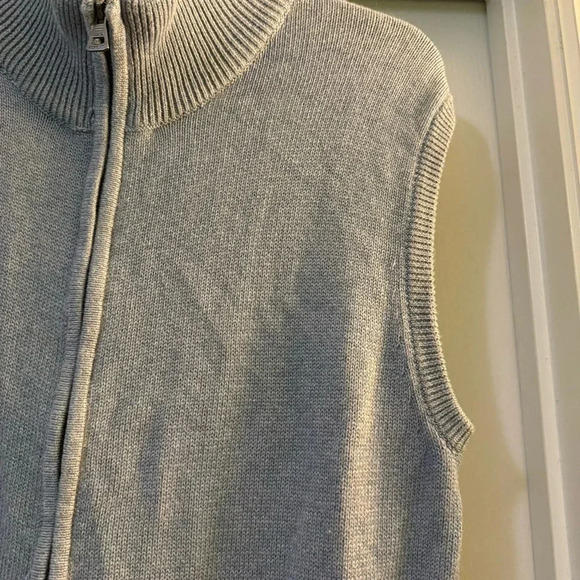 Weatherproof Vintage Light Blue Heather Sleeveless Vest - Picture 3 of 6